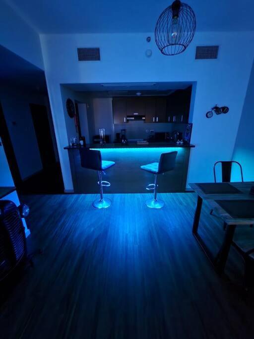 דירות אבו דאבי Cozy 1Br In Iconic Tower מראה חיצוני תמונה